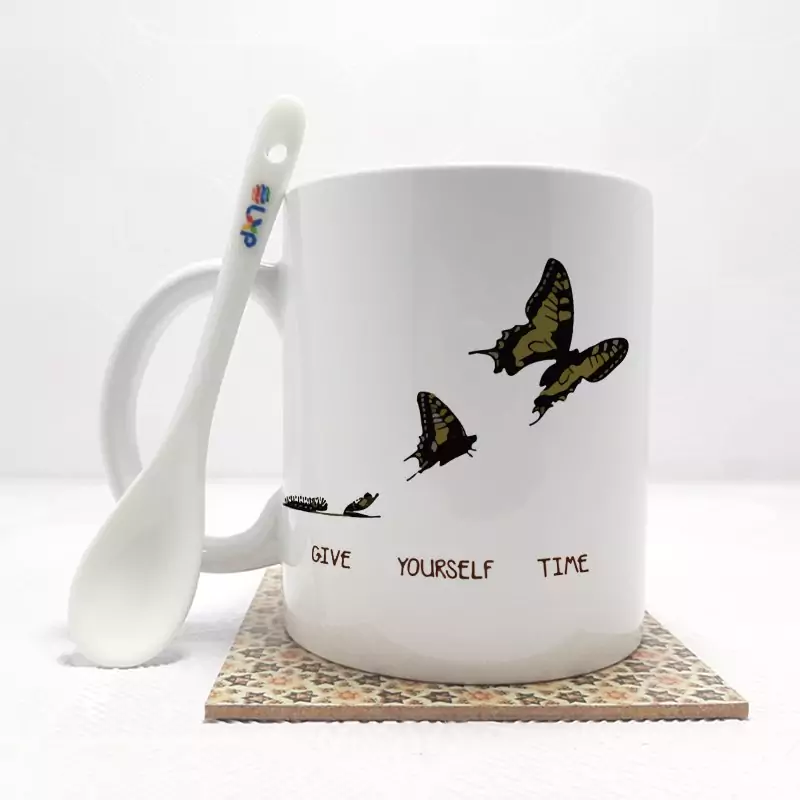 ماگ ( جعبه کادویی رایگان)   پروانه4  بدون .،زیر لیوانی  . کد 93